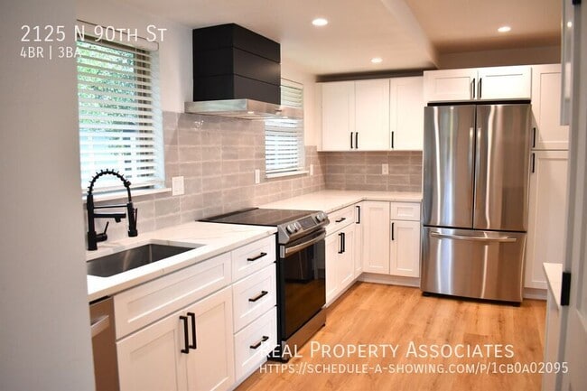 Building Photo - 2125 N 90th St