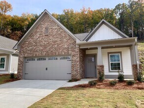 Building Photo - Spacious home with Garage and Fenced Backy...