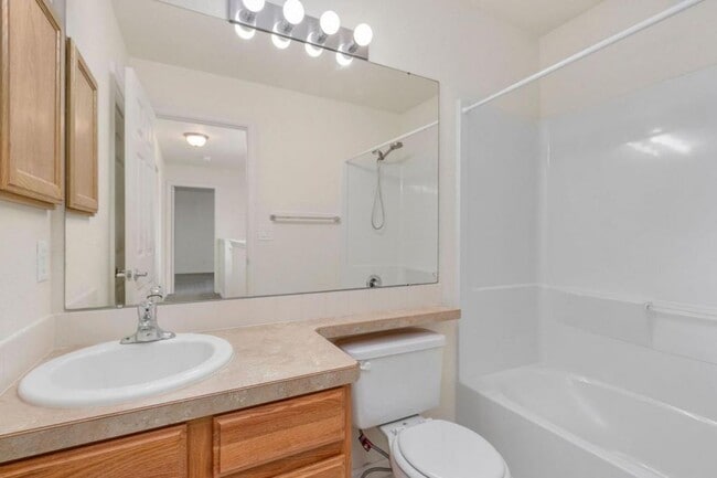 Building Photo - 2075 Tonopas Ct