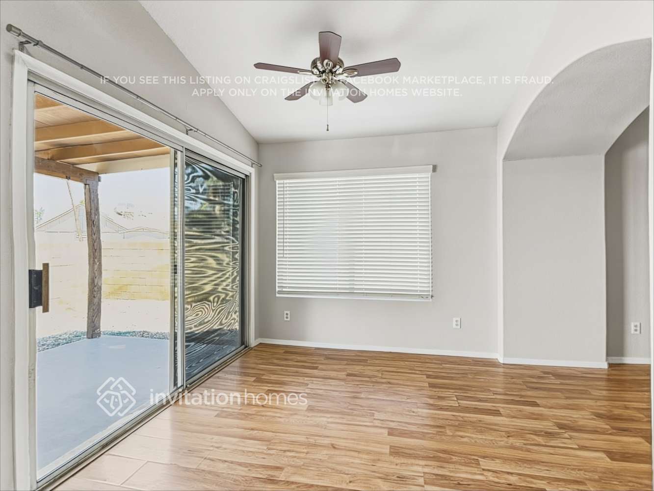Building Photo - 12480 N 83rd Dr