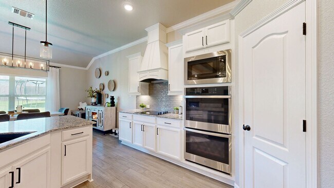 Building Photo - SOLAR PANEL 4 BEDROOM HOME  IN HERITAGE OAKS!