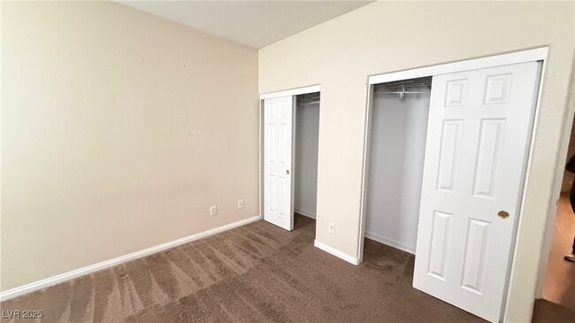 Building Photo - 10110 Poppy Plant St