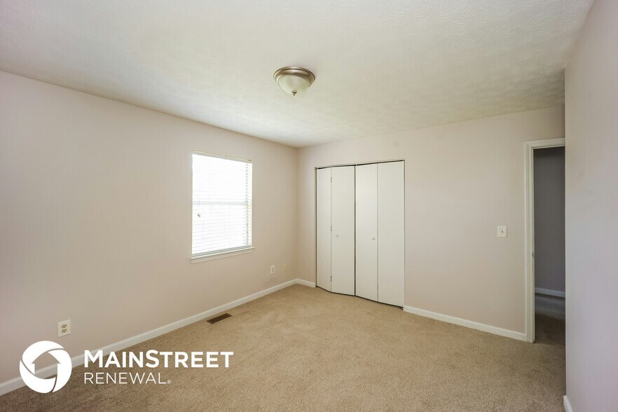 Building Photo - 10870 Morning Dove Ct