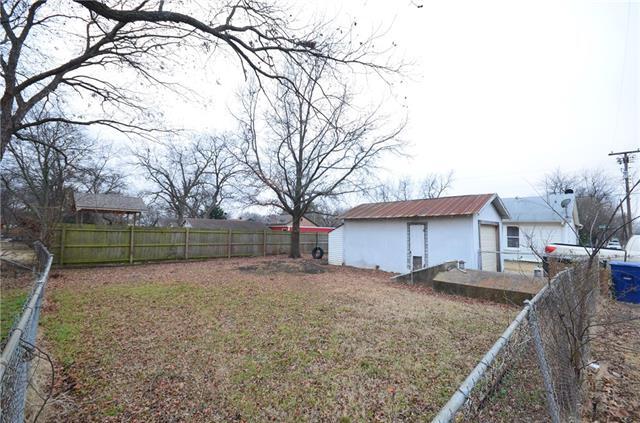 Building Photo - 1103 S Willow St