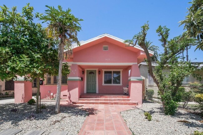 Primary Photo - 3613 5th Ave