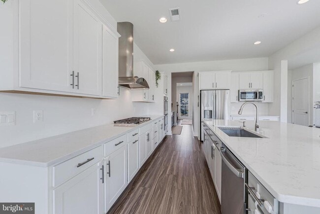 Building Photo - 23765 Fairfield Knl Ct