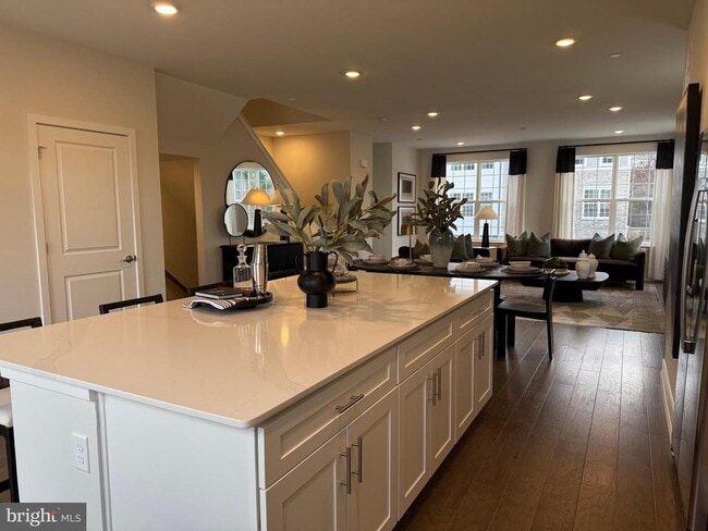 Building Photo - 113 FRED CLARK Dr