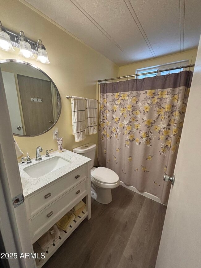 Building Photo - 3611 N Michigan Ave