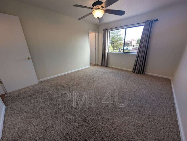 Building Photo - 4800 Choctaw Trail NW