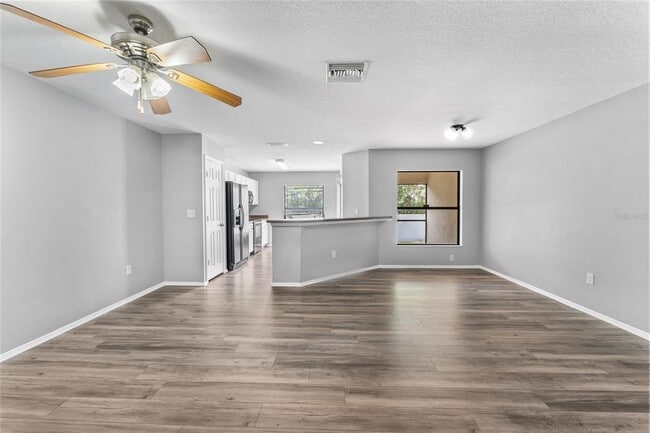 Building Photo - 2661 Oleander Lakes Dr