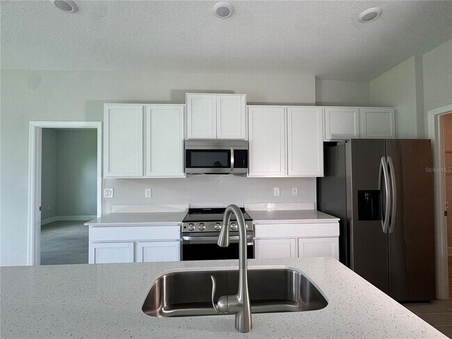 Building Photo - 13416 SW 31st Terrace Rd