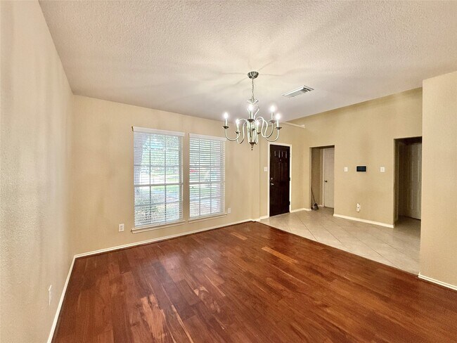Building Photo - 1810 Katlyn Ln