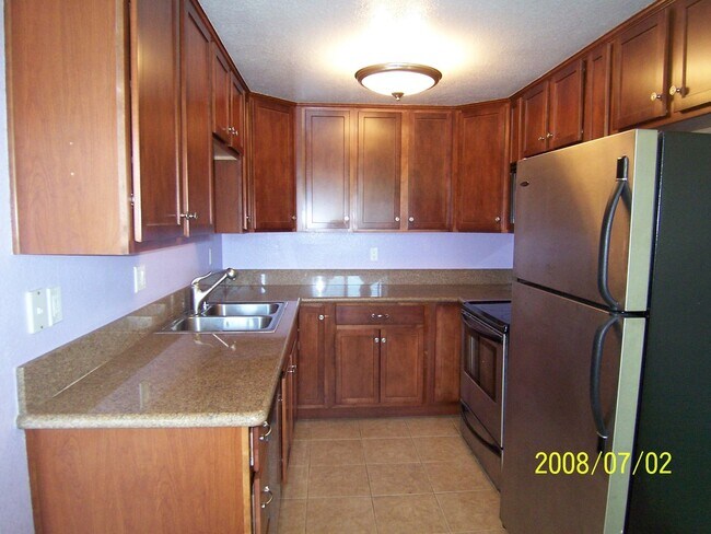 Building Photo - 3BD 2BA Condo located in Poway