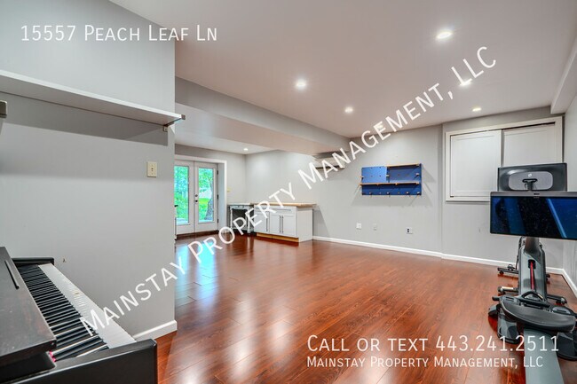 Building Photo - 15557 Peach Leaf Ln