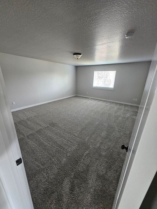 Building Photo - 6214 N Silver Elm Way