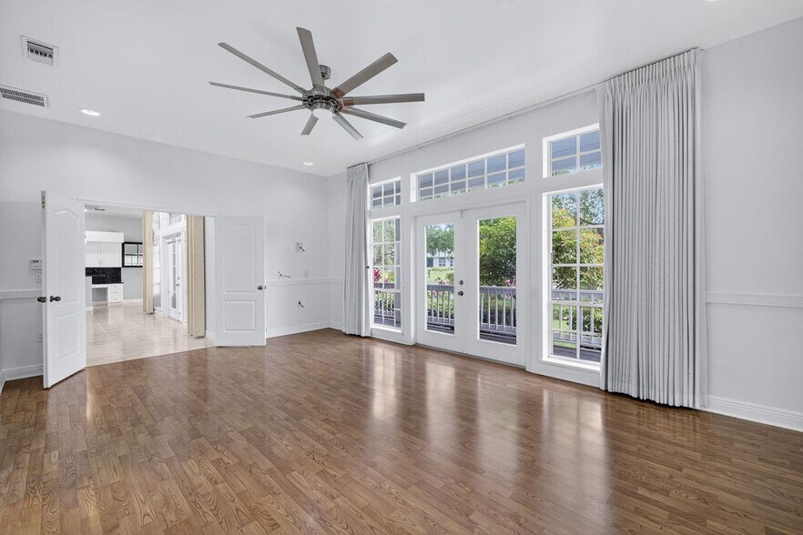 Building Photo - 11592 Timberline Cir