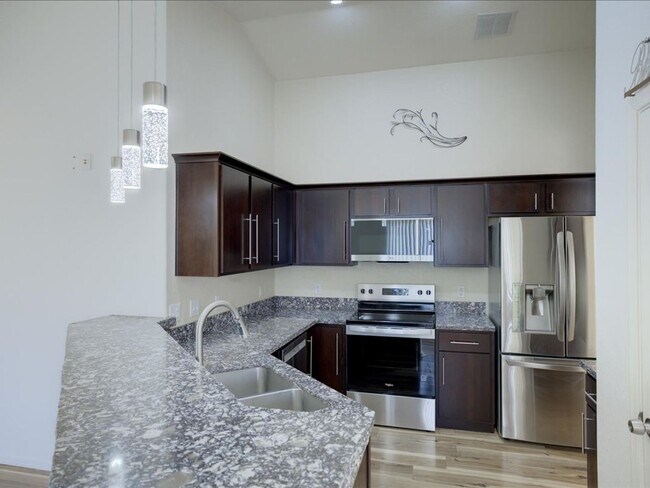 Building Photo - Spacious 4-Bedroom Home with Private Pool & Large Enclosed Backyard!