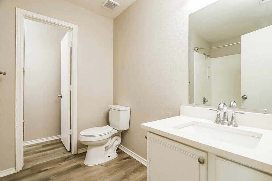 Building Photo - 282 Cordero Dr