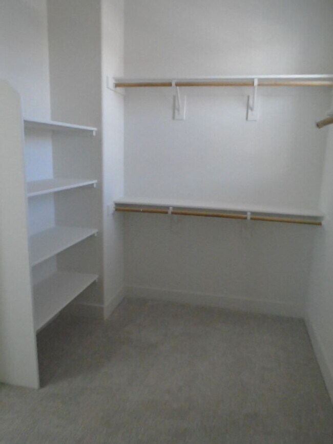 Building Photo - NEWER HOME IN LINCOLN OFF TWELVE BRIDGES!!