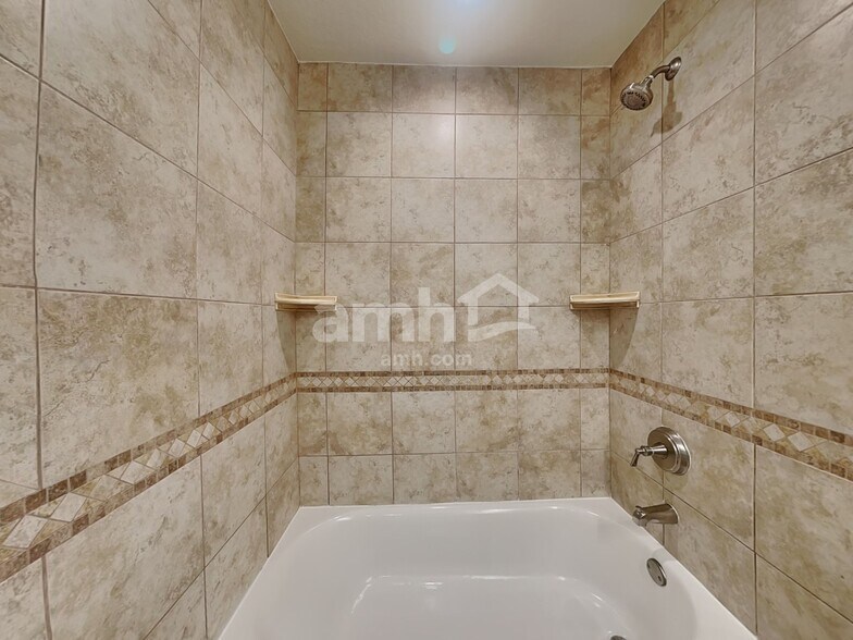 Building Photo - 4514 Preston Woods Dr