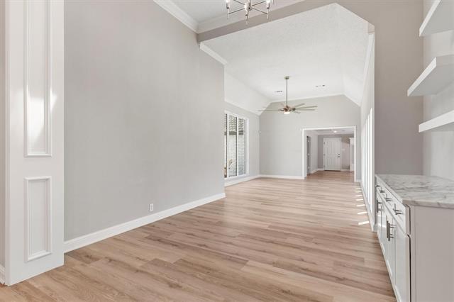 Building Photo - 209 Carriage Hill Ln