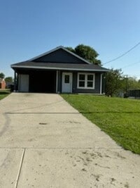 Building Photo - 107 E Miller St