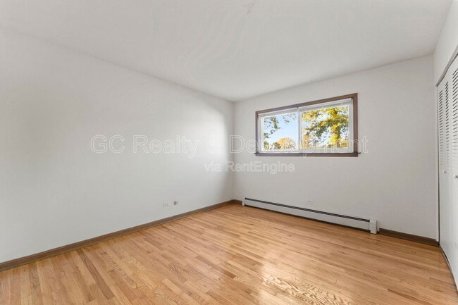 Building Photo - 515-25 N Highview Ave