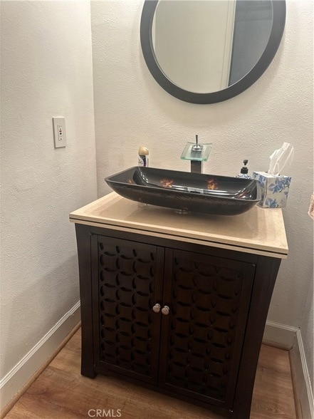 Building Photo - 2217 Vanderbilt Ln