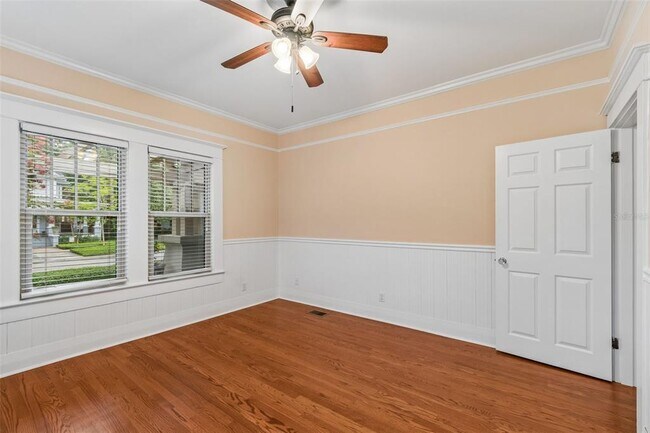 Building Photo - 1107 W Horatio St