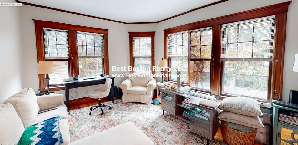 Building Photo - 11 Story St