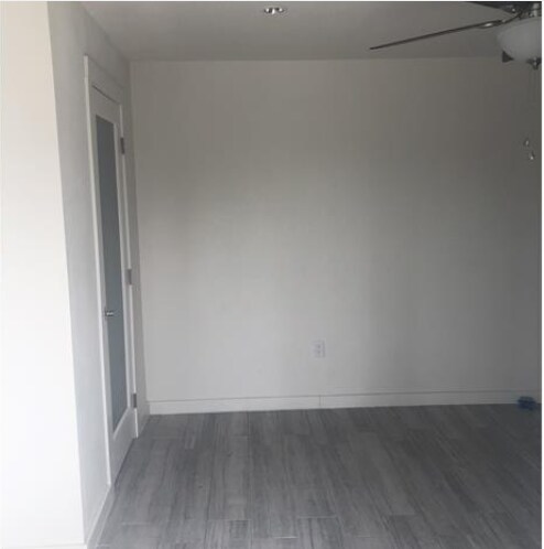 Building Photo - 1007 E Clark Ave
