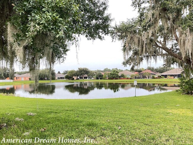 Building Photo - A Gorgeous Home with Beautiful Water View in Andover Point!
