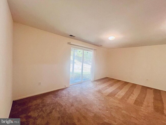 Building Photo - 6094 Majors Ln