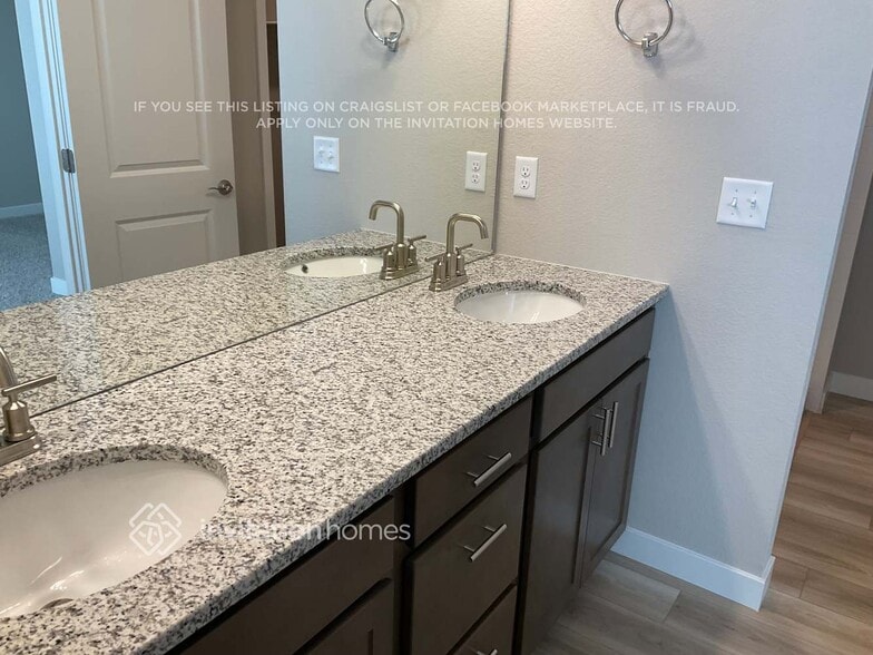 Building Photo - 11811 Mission Peak Pl