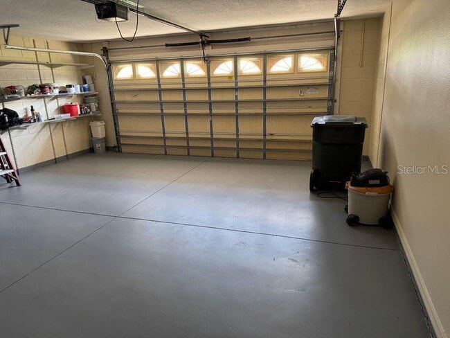 Building Photo - 839 Princeton Dr