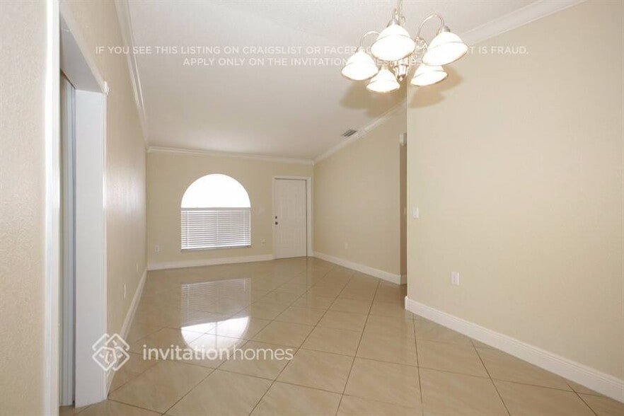 Building Photo - 20251 SW 130th Ct