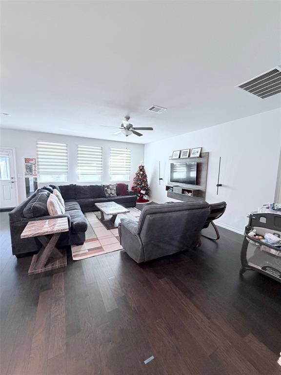 Building Photo - 204 Caisson Trl