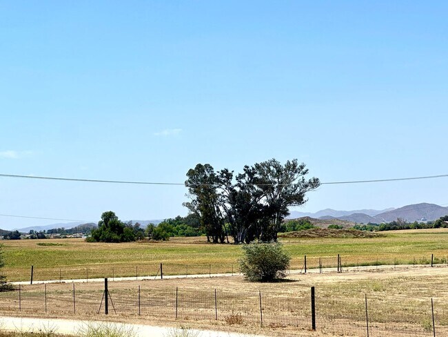 Building Photo - LUXE NEW BUILD ON PROPERTY IN MENIFEE!