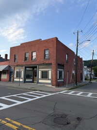 Building Photo - 346 Clinton St