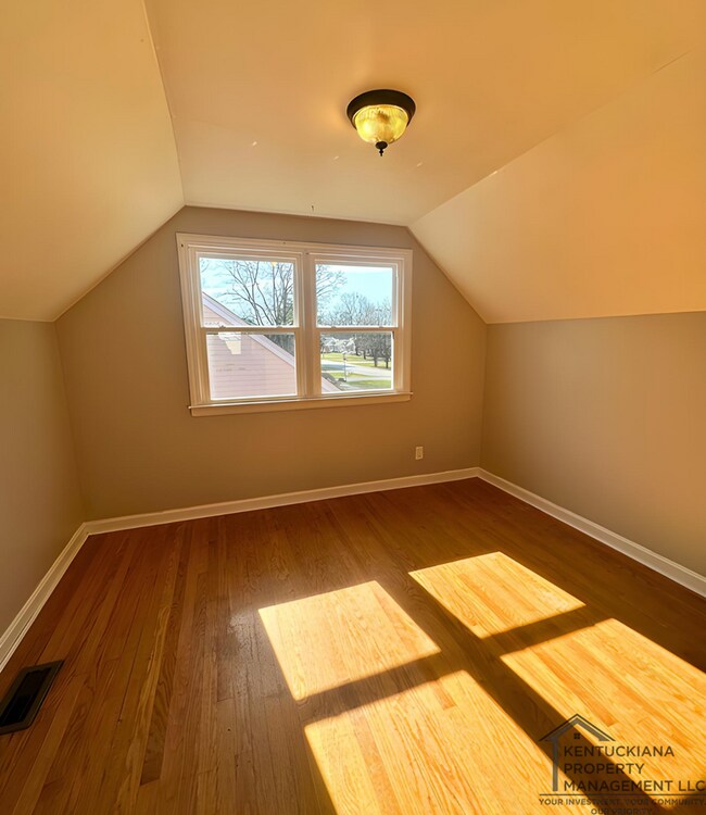 Building Photo - Charming 3BR/2BA Brick Cape Cod