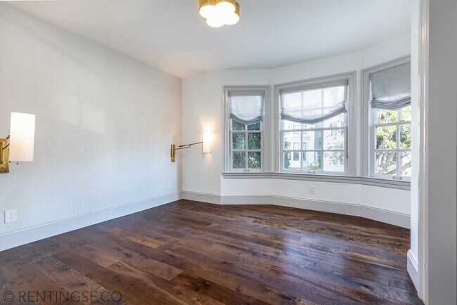 Building Photo - 2209 Steiner St
