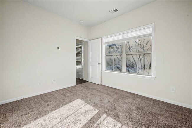 Building Photo - 3668 Hidden Valley Cir