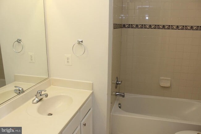 Building Photo - 22257 Waterberry Terrace