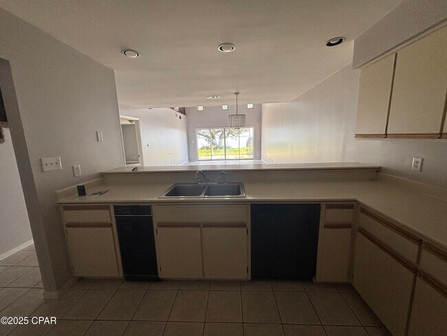 Building Photo - 362 Moonlight Bay Dr