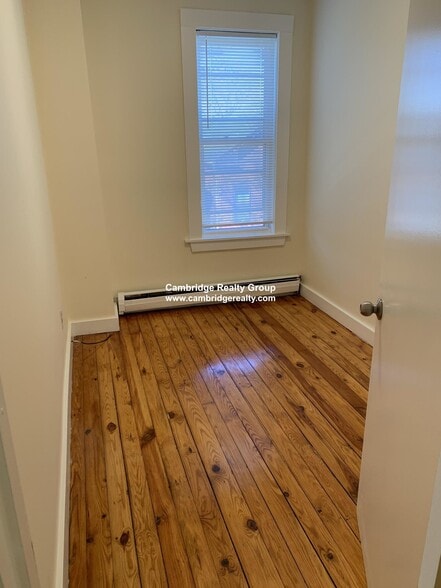 Building Photo - 66 Pleasant St