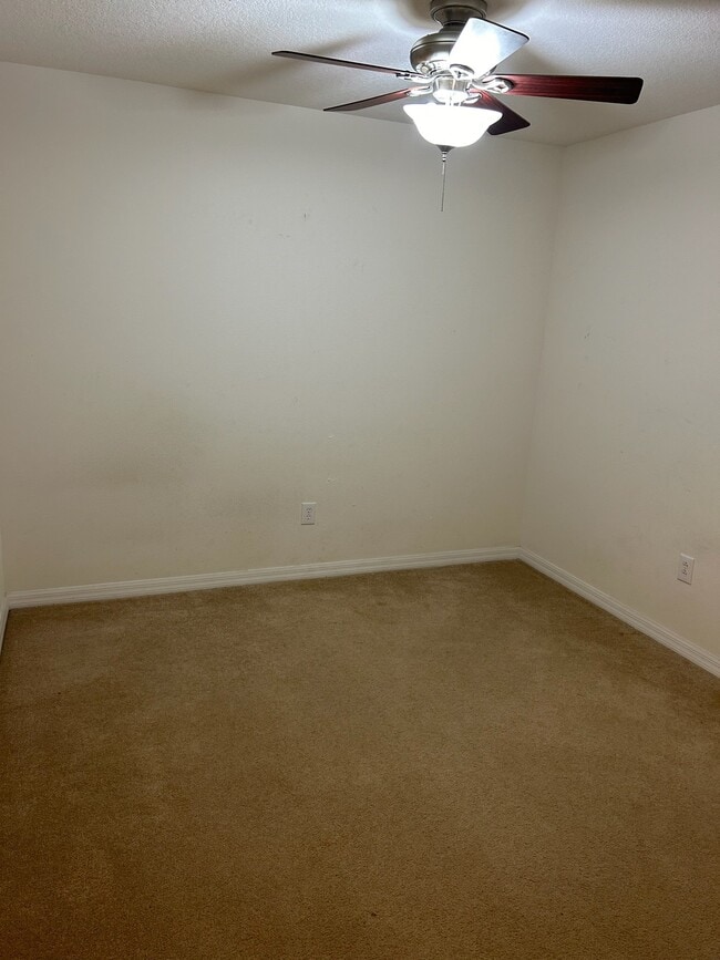 Building Photo - 5313 River Rock Rd