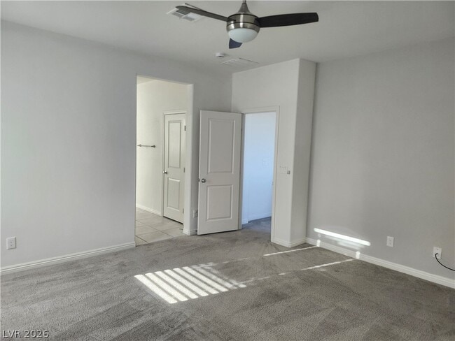 Building Photo - 853 Haven Oaks Pl