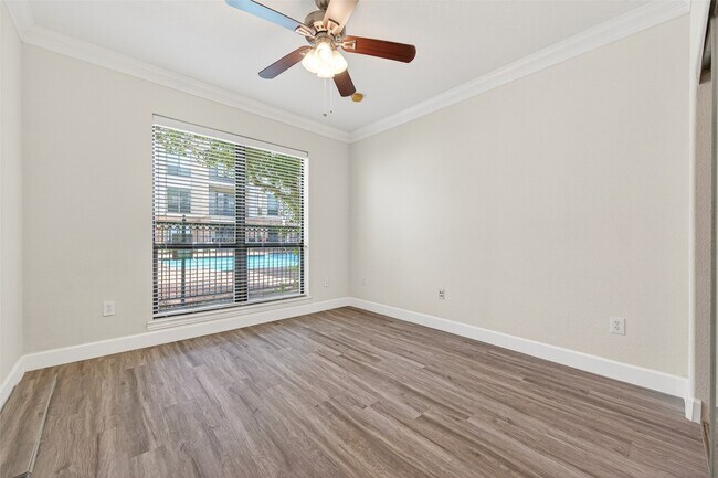 Building Photo - 2299 Lone Star Dr