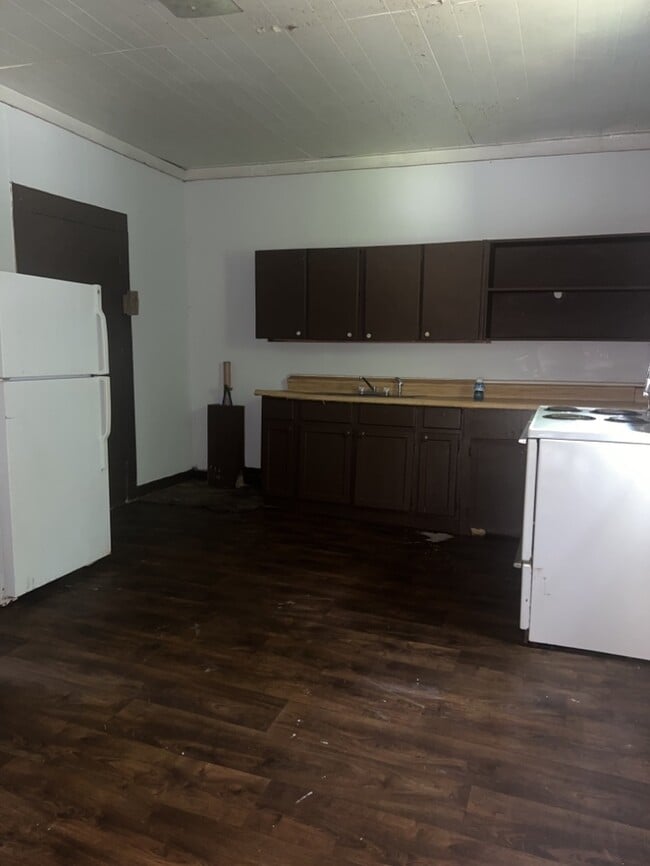 Building Photo - Laurens Home for Rent