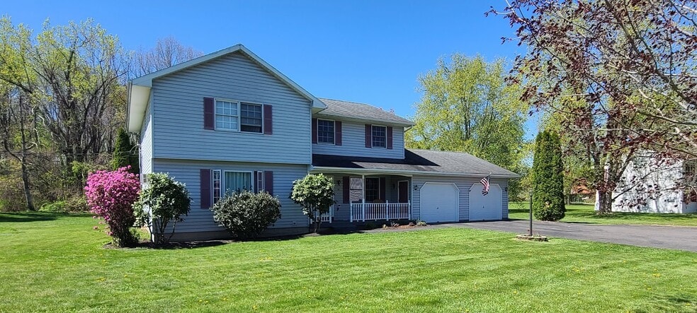 Building Photo - 80 Lower Newtown Rd